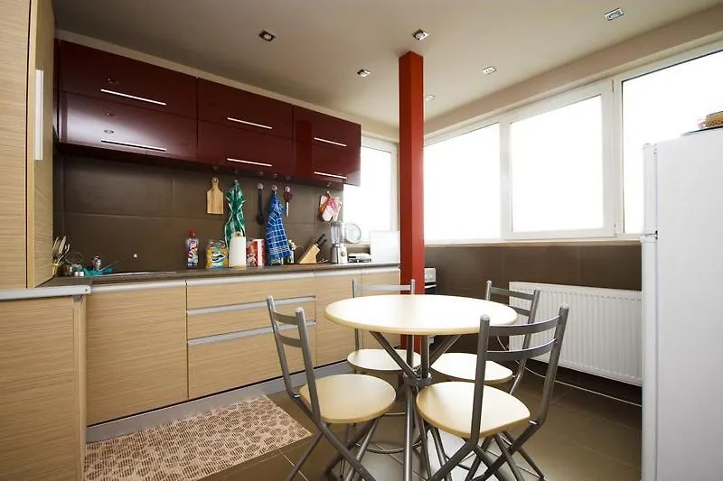 Penthouse Larry Daire Bükreş 0*,  Romanya