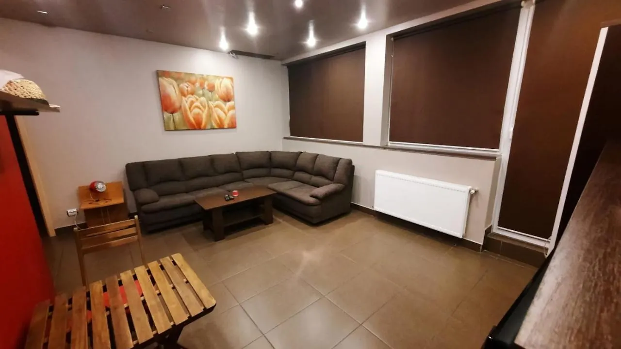 Penthouse Larry Daire Bükreş